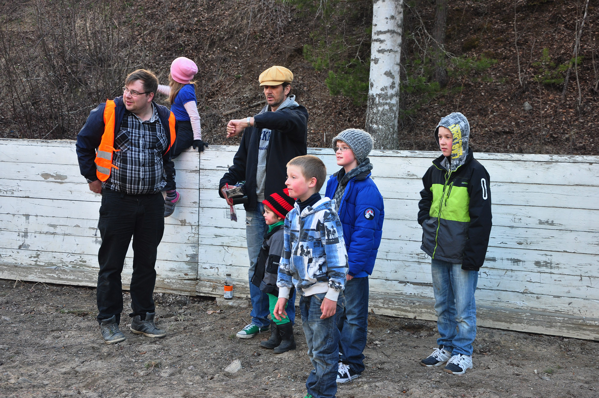 Röste.nu – Röstebilder – Valborgsfirande vid Dönjegården 2013