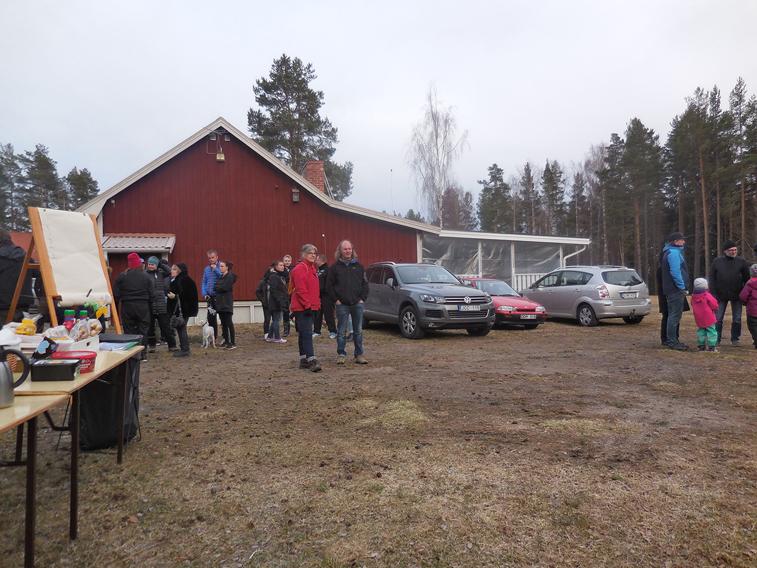 Röste.nu – Röstebilder – Valborg firades vid Dönjegården 2016