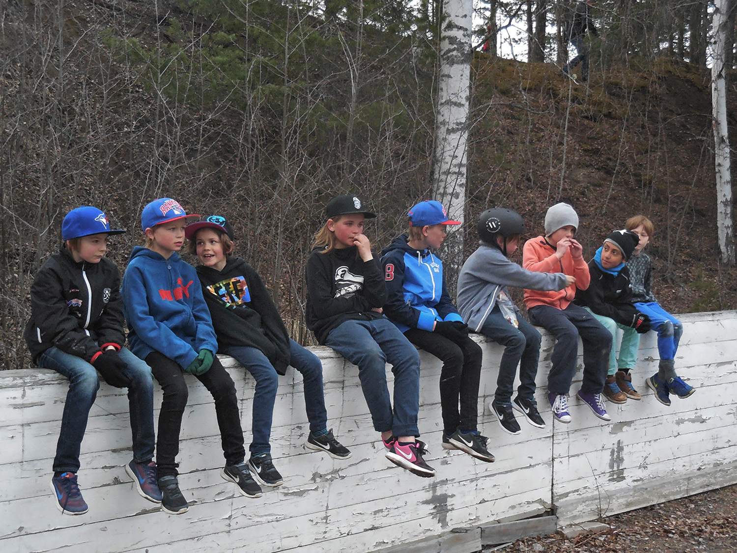 Röste.nu – Röstebilder – Valborg firades vid Dönjegården 2016