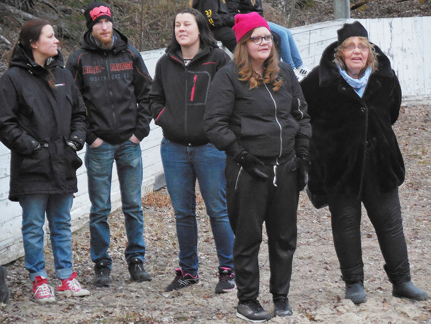 Röste.nu – Röstebilder – Valborg firades vid Dönjegården 2016