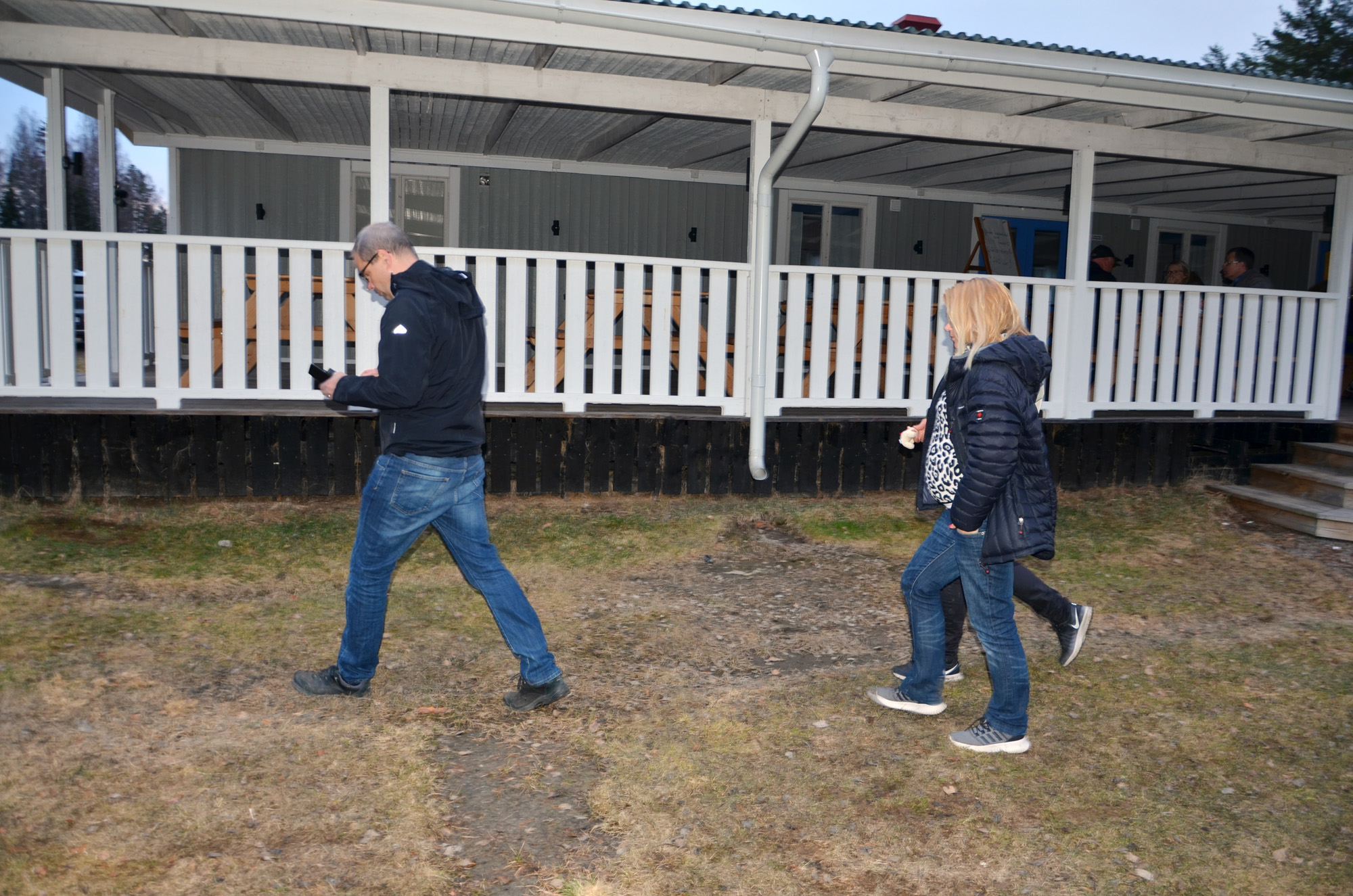 Röste.nu – Röstebilder – Valborgsfirande vid Dönjegården 2018