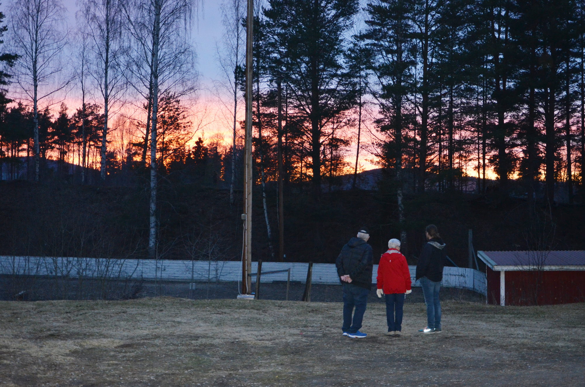 Röste.nu – Röstebilder – Valborgsfirande vid Dönjegården 2018
