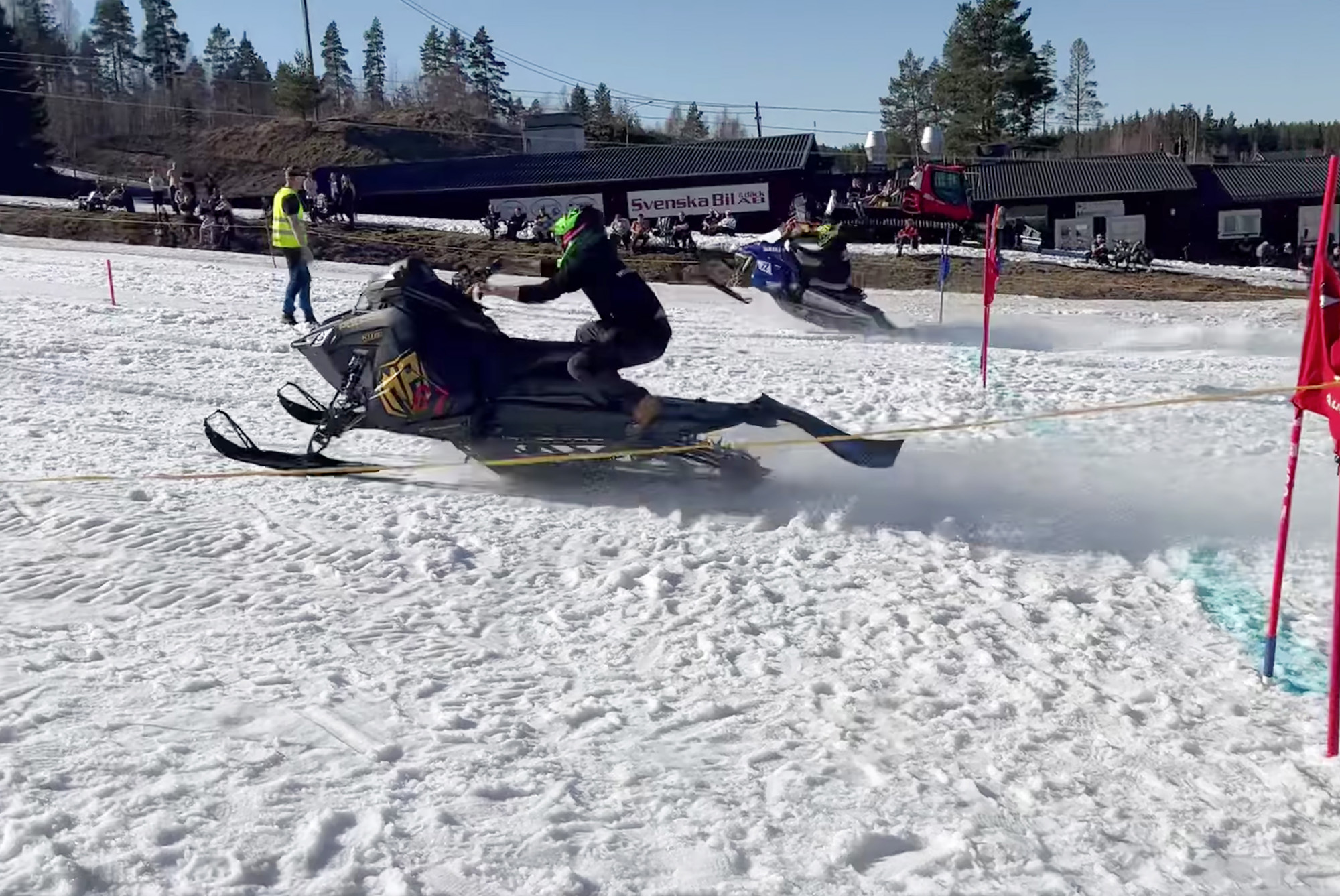 Röste.nu – Snöskotercross i Bollebacken 2023